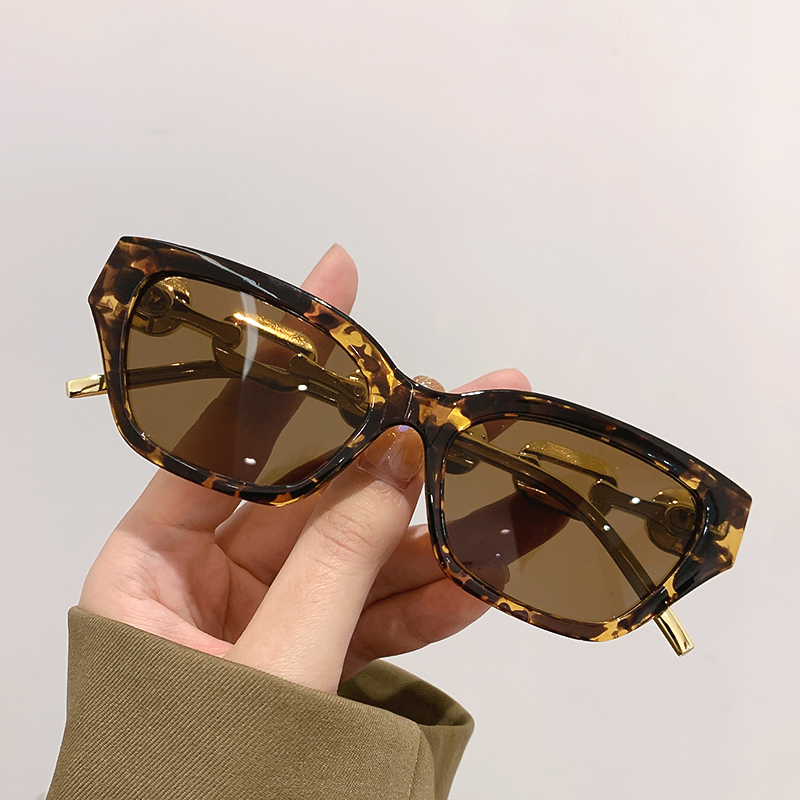 Vintage Fashion Trends - Lunettes de soleil classiques décontractées pour