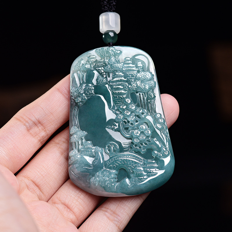 Vintage Fashion - Collier pendentif paysage en jadéite birmane