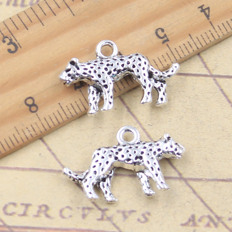 Vintage Fashion Finds - 10 Breloques 3D Animaux Guépard Léopard