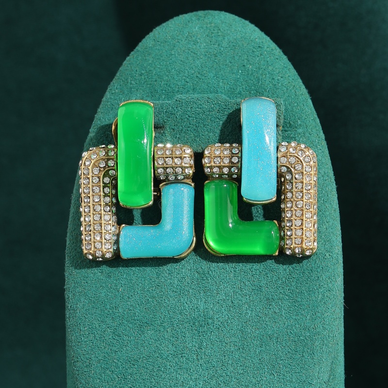 Vintage Fashion Trends 2026 - Boucles d'oreilles carrées géométriques vintage en