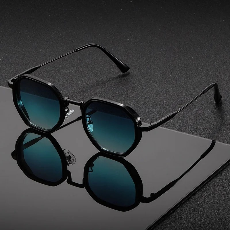 Vintage Fashion Female - 1 paire de lunettes de soleil
