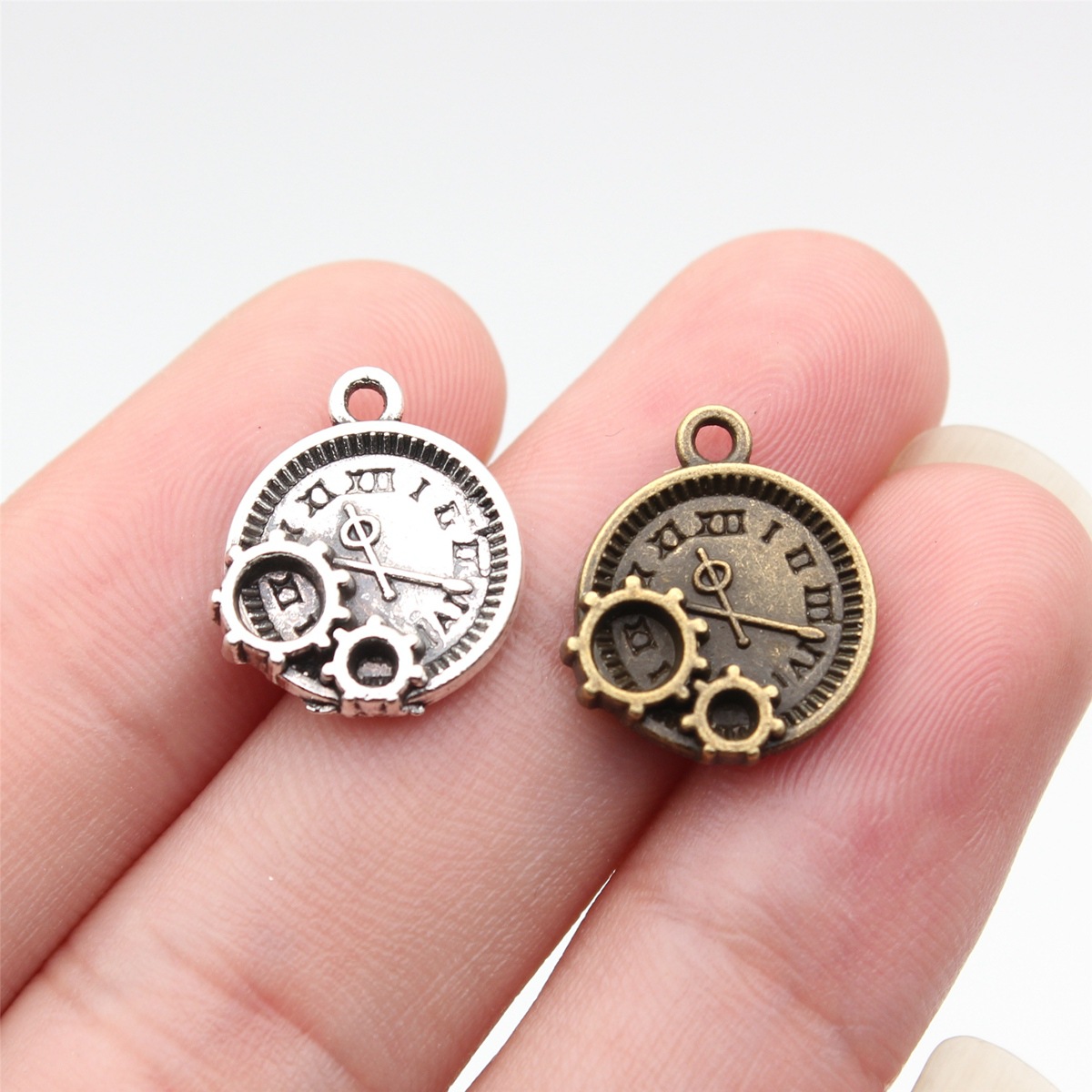 WYSIWYG – breloques d'horloge  - Vintage Fashion Nova avis et prix