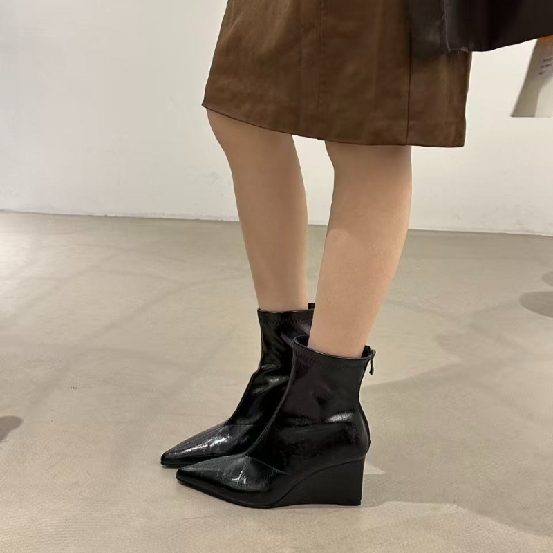 Bottines Vintage à talons pour - Vintage Fashion Female avis et prix