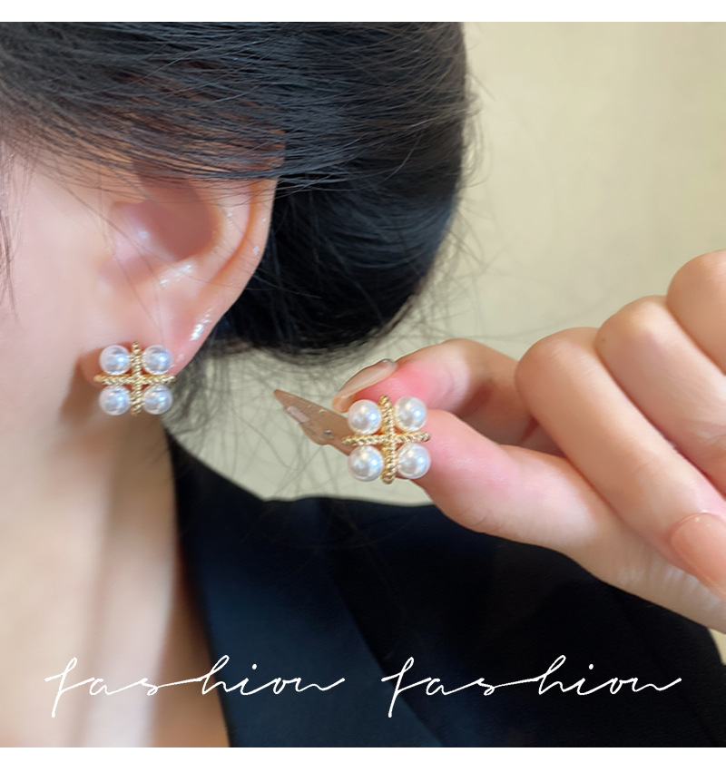 Boucles d'oreilles clous vinta - Vintage Fashion Trends 2026 avis et prix
