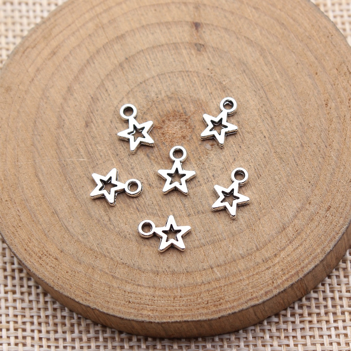 80 pièces de pendentifs étoile - Vintage Fashion Nova avis et prix