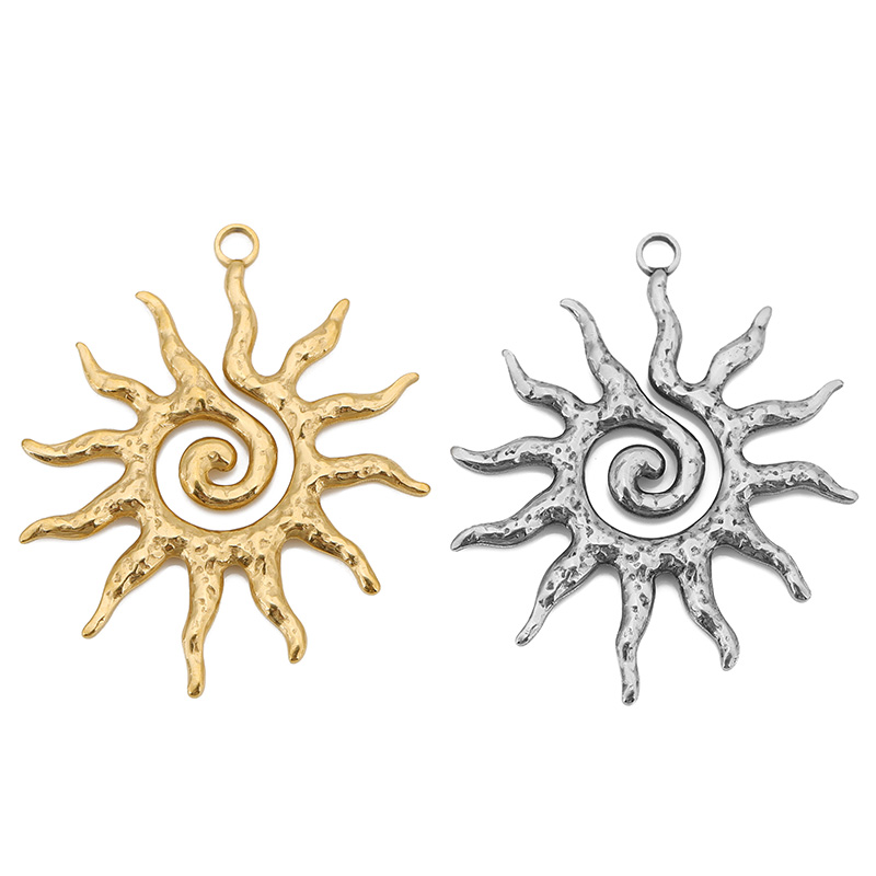 Breloques Vintage en acier ino - Vintage Fashion Finds avis et prix