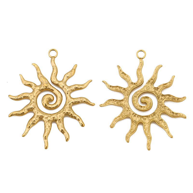 Breloques Vintage en acier ino - Vintage Fashion Finds avis et prix