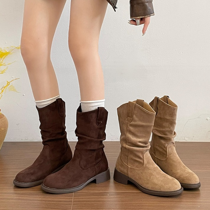 Bottines Western plissées à ta - Vintage Fashion Female avis et prix