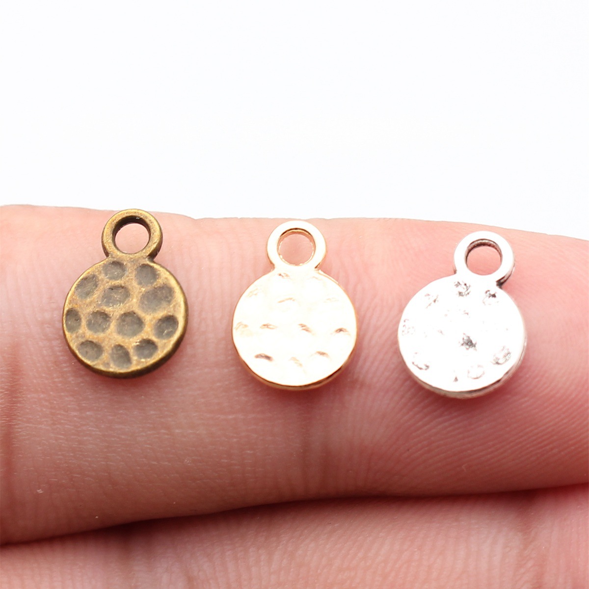 WYSIWYG 40 pièces 11x8mm 3 cou - Vintage Fashion Nova avis et prix