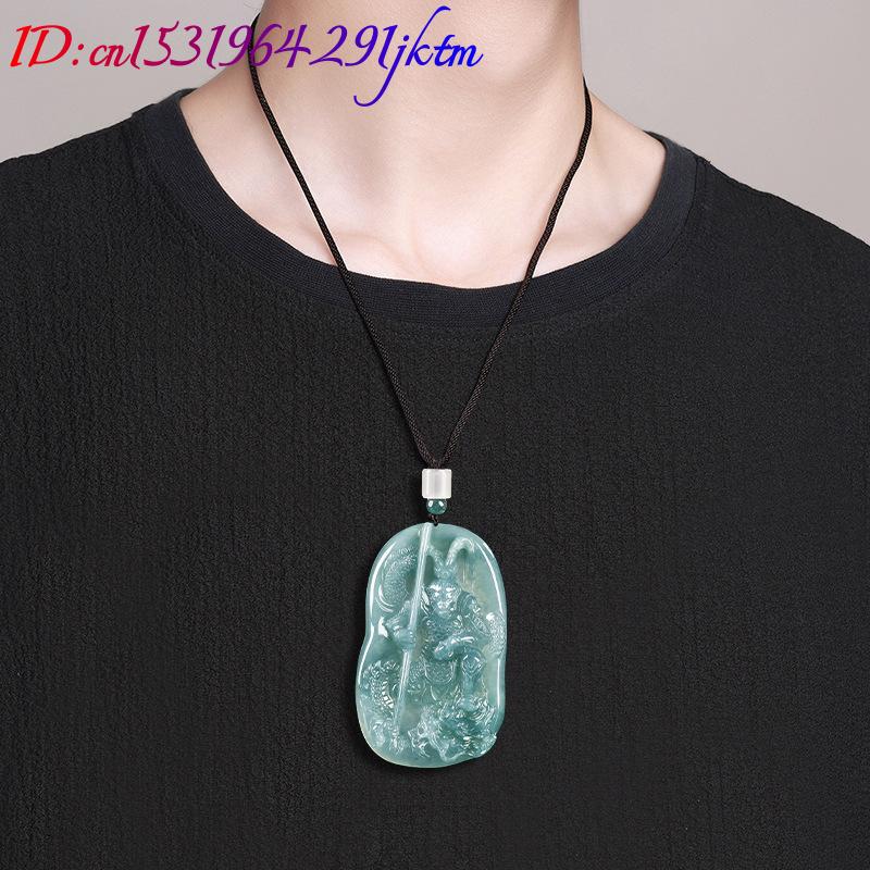 Collier pendentif Roi Singe en - Vintage Fashion avis et prix